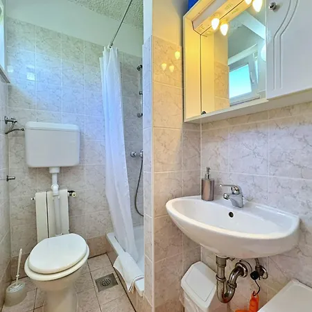 Apartment Andjelka By Interhome